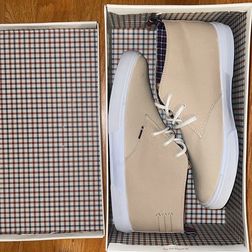NWT Ben Sherman Bristol Chukka in Tan Cotton - Picture 2 of 12